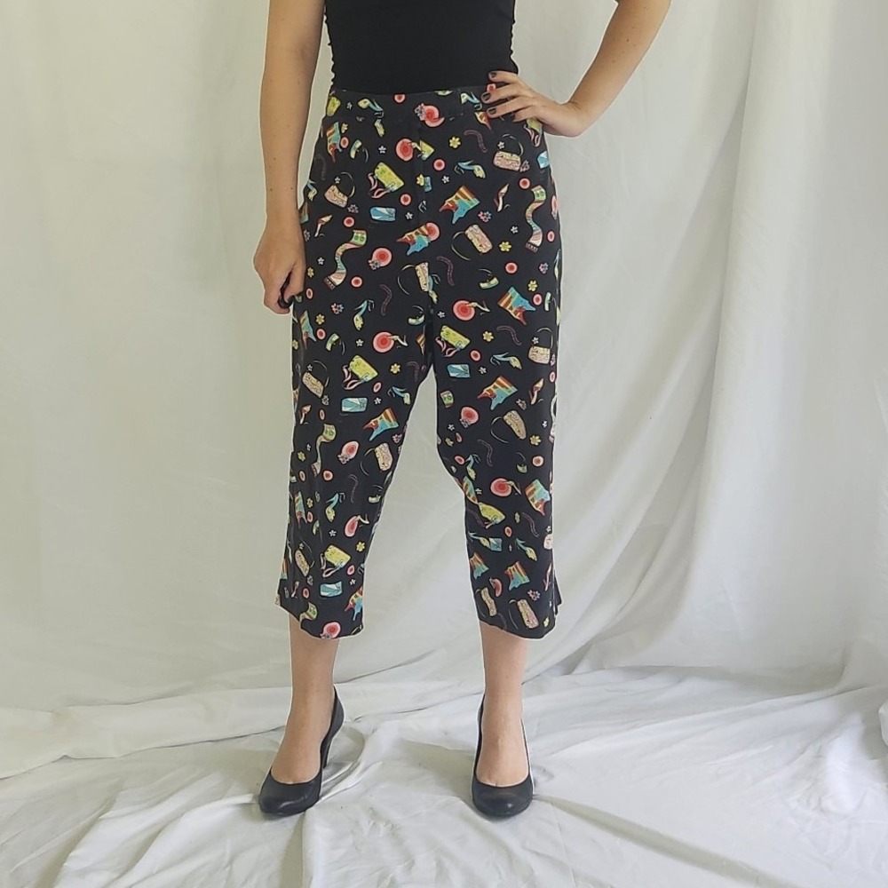 90s/00s Casual Corner Funky Fashion Print Capris